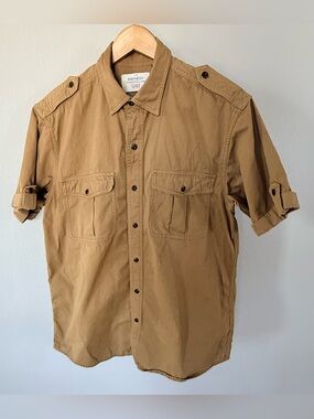 Orvis Bush Shirt Men’s M Tan Safari Travel Hiking Camping Utility Cotton Button